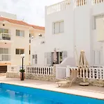 Jules Paralimni