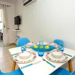 Jules Apartamento Paralimni