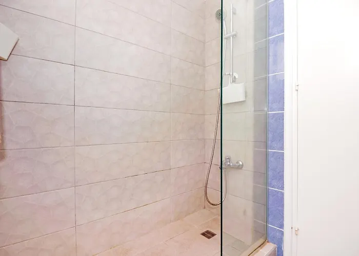 Lägenhet Jules Paralimni