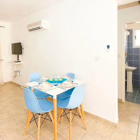 Jules Apartment *