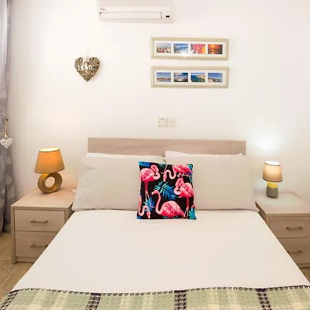 Jules Apartment *