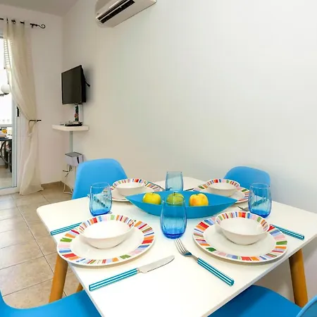 Jules Appartement Paralímni